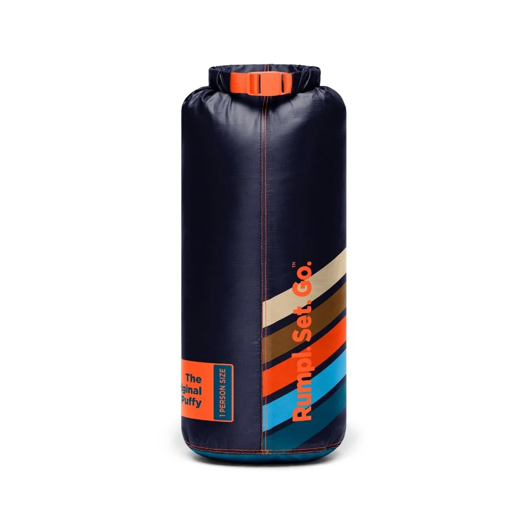 Original Puffy Blanket - Midnight Retro Stripes - Image 7