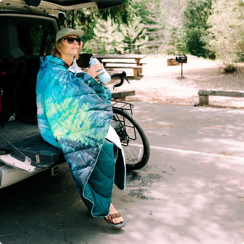 Original Puffy Blanket - Olympic Fog - Image 11